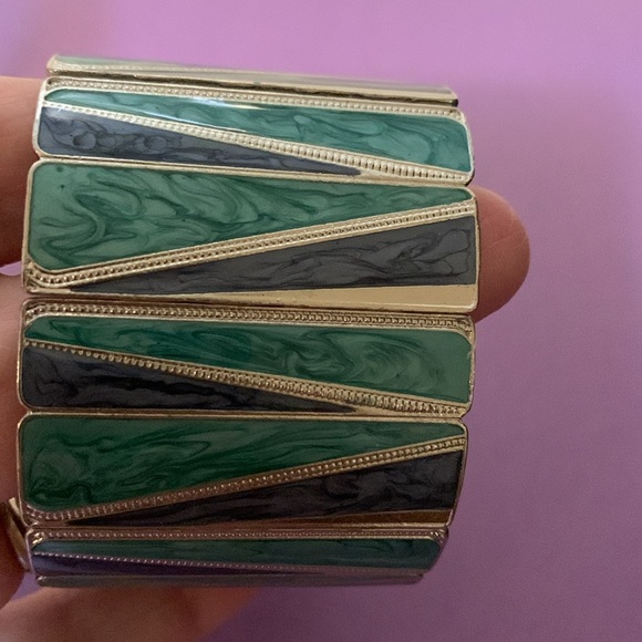 Beautiful green and purple stretch bracelet* - Picture 6 of 6